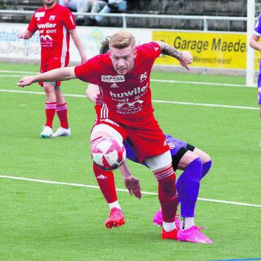 Der Genickbruch - Gekämpft und doch unter die Räder gekommen: Jan Burkard und der FC Muri. Bild: Josip Lasic
