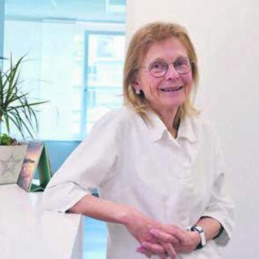 Stellvertretung der Hausärzte - Die eigentlich pensionierte Murianer Hausärztin Verena Gantner. Bild: ake