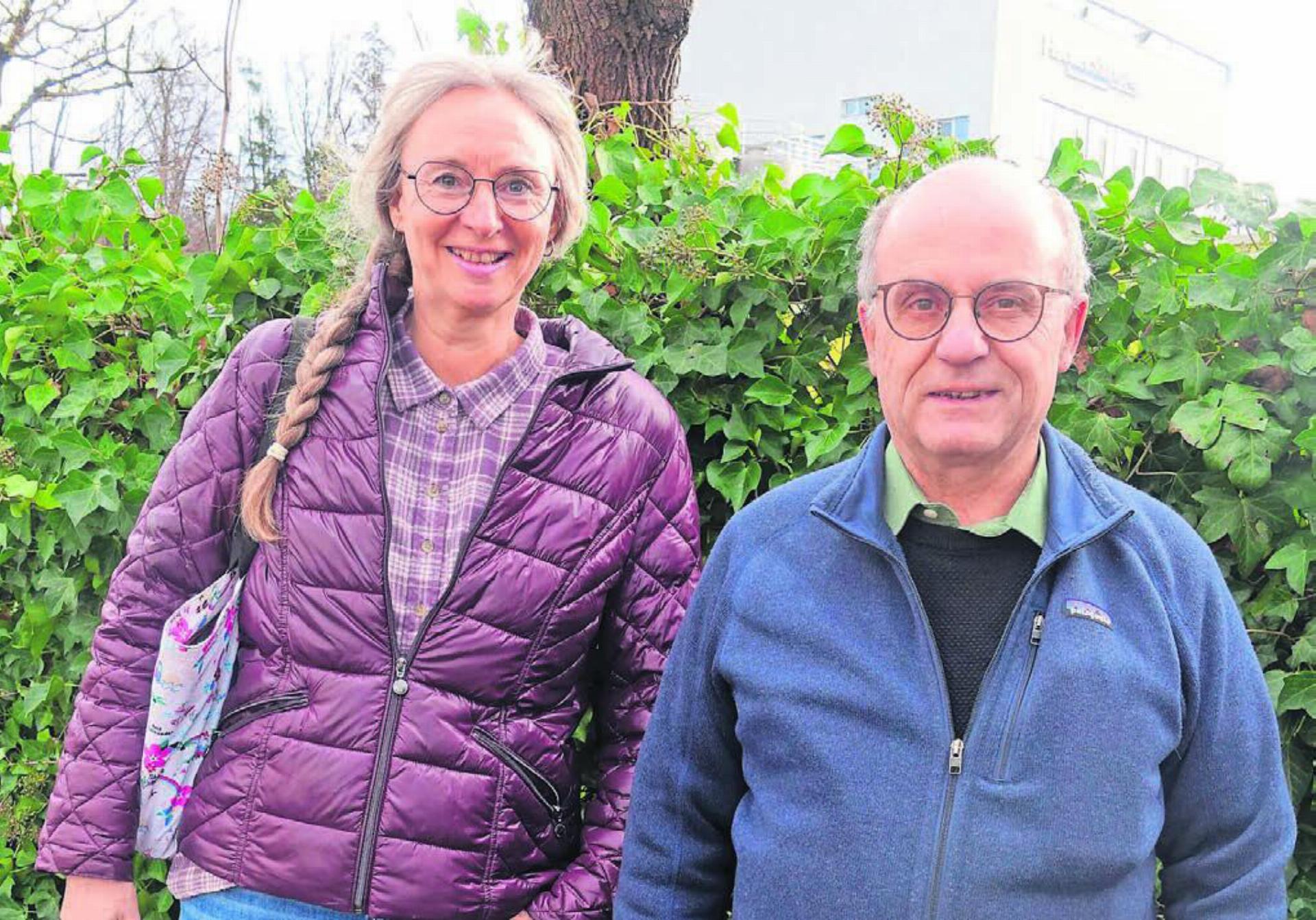 Silvia Langenbacher Knüsel (links) und Daniel Föhn sind ein gutes Team. Gemeinsam bündeln und unterstützen sie die Freiwilligenarbeit im Freiamt und bauen sie auf. Bild: Susanne Schild