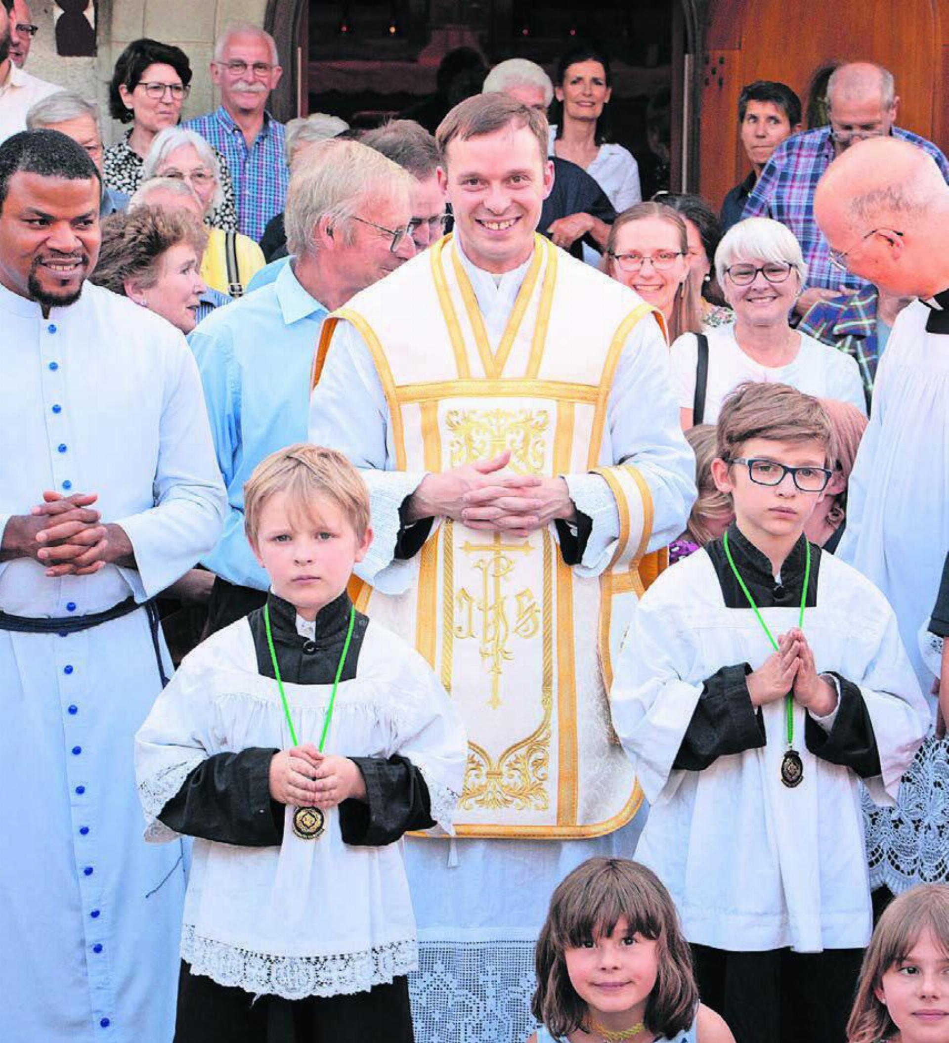 Für Pater Brem stehen neu seine Mitmenschen und Gott und nicht mehr das Streben nach persönlichem Erfolg im Mittelpunkt. Dadurch will er auch sein eigenes wahres Glück finden. Bild: Joël Gattlen