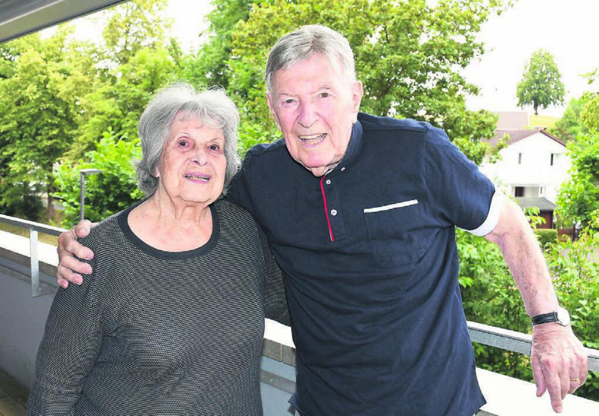 Nächste Woche feiern sie «eiserne Hochzeit»: Wohlens Alt-Gemeindeammann Ernst Häner und seine Irma. Bilder: Daniel Marti / zg - Das Bild wird blockiert. – Möglicherweise durch einen aktiven Adblocker.