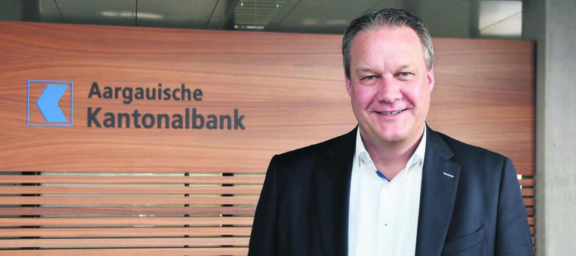 Regionalleiter Michael Wertli ordnet die 110 Jahre AKB im Freiamt gerne ein: «Es macht uns stolz, dass die AKB seit ihrer Gründung im Freiamt tätig ist.» Bilder: Daniel Marti