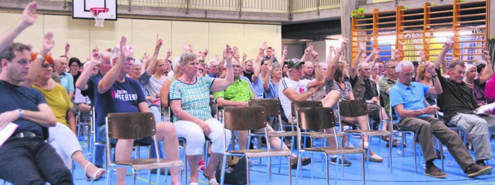 Die Mehrheit der Stimmberechtigten folgte bei allen Traktanden den Anträgen des Gemeinderates. Bild: rwi