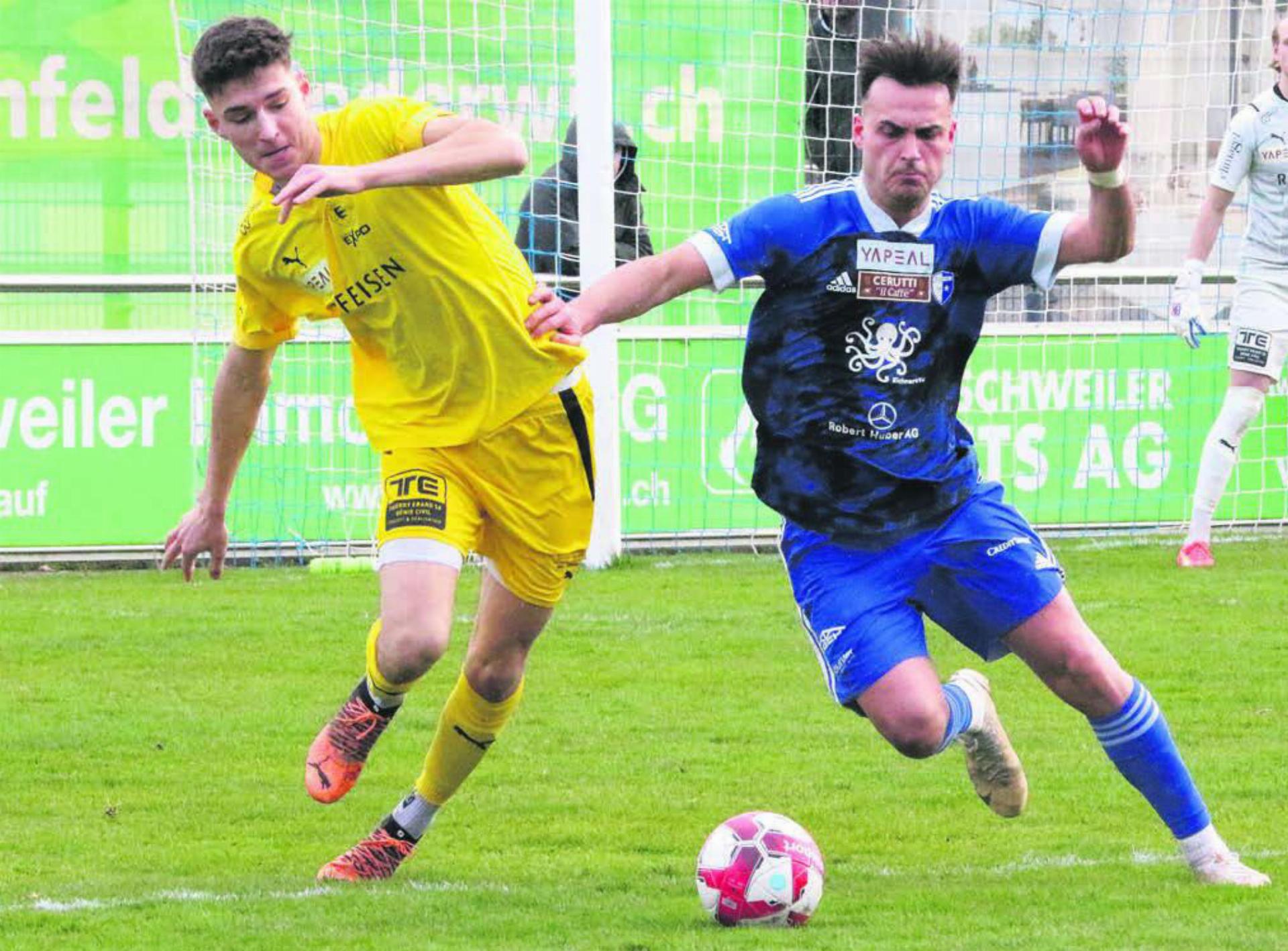Mit der Leistung der Mannschaft ist Leotrim Nitaj (rechts) zufrieden. Mit dem Ergebnis nicht. Bild: Josip Lasic