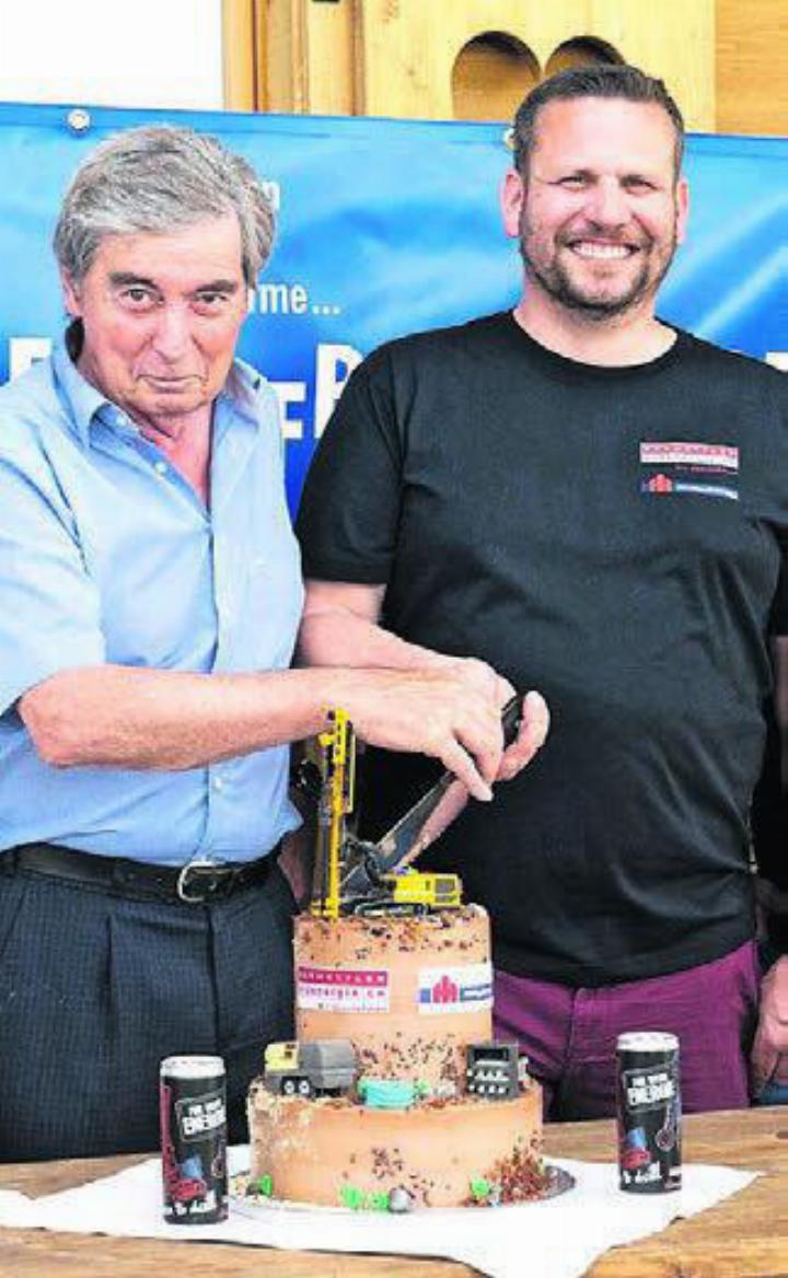 Freuen sich über die Lösung: Erwin Hoppler (links) und Marc Barmettler. Bild: zg