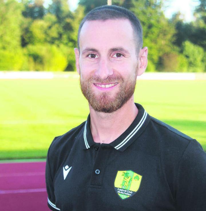 Der frühere Profifussballer Jérôme Thiesson hat sich den Einstieg ins Trainerbusiness sicherlich anders vorgestellt. Er könnte aber beim FC Mutschellen weitermachen. Ob er das auch tut, kann oder will er noch nicht sagen.