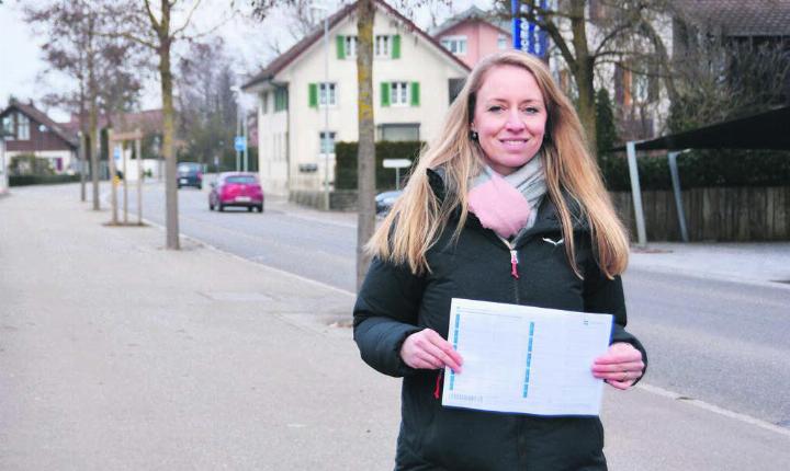 Die Schulsicherheitproblematik sei auch bei anderen Eltern ein Thema und sorge immer wieder für Diskussionen, weiss Valérie Trüb. Besonders gefährlich sei der Strassenabschnitt beim Boulevard Höhe Primarschule. Bild: Sabrina Salm