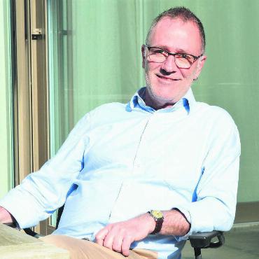 Sein Werk wird immer lebendiger - «Kreativ sein ist durchaus auch streng», sagt Christoph Zurfluh. Kreativ sein, das ist seit vielen Jahren sein Beruf, in verschiedensten Bereichen. Bild: Annemarie Keusch
