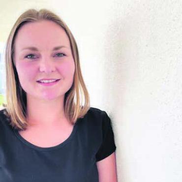 Sie gibt bald den Takt an - Trainerin im Nachwuchs, jahrelange Speakerin, Aktivspielerin im Frauenteam und bald Präsidentin des TV Muri Handball: Lucia Schroth. Bild: spr