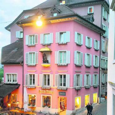 Warten auf den Sonnenaufgang - ...genauso wie im ebenfalls brach liegenden Namenspendant in Bremgarten.