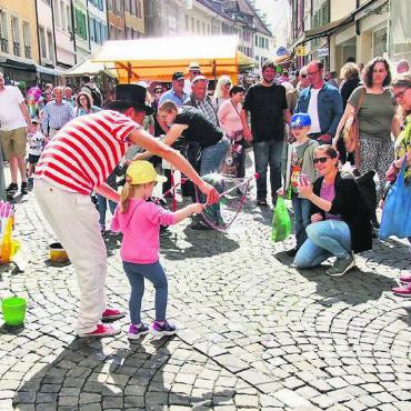 Pfingstmarkt mit Lunapark