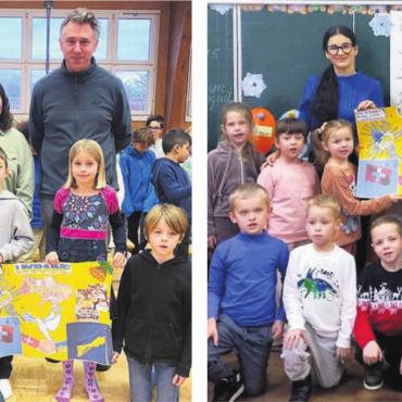 Post aus der Ukraine - Solidarisch: Die Bremgarter Primarschüler (mit Lehrerin Ramona Suter und Stefan Dietrich) unterstützten die kriegsgeplagten Gspändli von Lehrer Robert Rojak in UZgorod. Daraus ist nun ein Austausch entstanden. Bild: zg