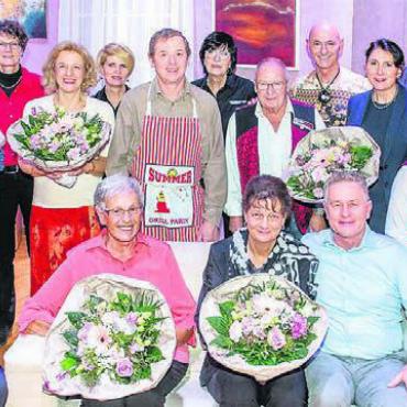 Es braucht alle - Das ganze Theaterteam bei der Dernière. Bild: zg