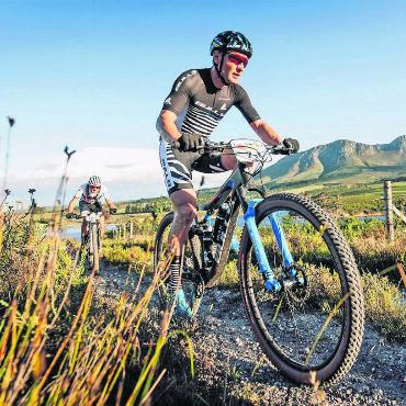 Noch drei Saisons, dann wird Urs Huber – einer der besten Marathonmountainbiker der Geschichte – seine Karriere beenden. Bild: zg