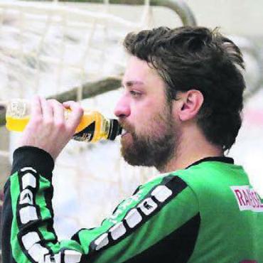 Endspurt ins Ungewisse - Die Wohler Handballer und ihr Goalie Sascha Rudi können den Rest der Saison noch gemütlich angehen. Bild: Archiv