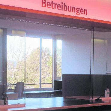 Nähe kontra Systemwahl - Das Betreibungsamt von Zufikon ist seit einem Jahr geschlossen. Bild: Archiv