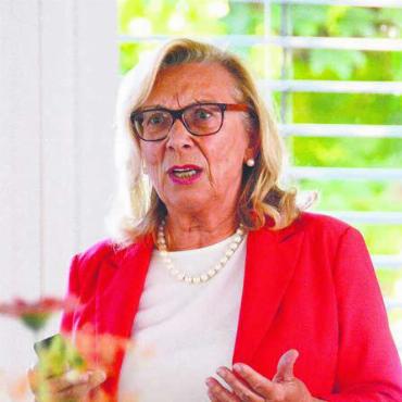 Nach neuen Wegen suchen - Kennt sich aus: Ulrike Clasen führt ein Unternehmen im Bereich Kadertraining und ist Vorstandsmitglied von Work Life Aargau. Bilder: Chregi Hansen
