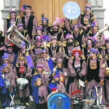 1989 traten die Sumpfer-Stilzli gestreift auf. Bilder: zg