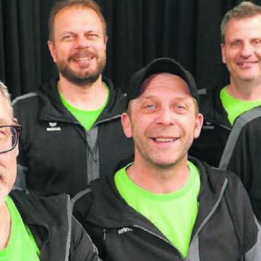 50-Jahr-Jubiläum in Aussicht - Der Vorstand des Männerturnvereins Boswil, auch für die nächsten drei Jahre, von links: Roland Frick (Kassier), Edwin Keusch (Präsident), Hans-Jörg Lips (Vizeleiter), Guido Feer (Technischer Leiter) und Rolf Gut (Aktuar). Bild: zg