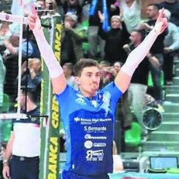 Aus Italien nach Deutschland - Jubelt nächste Saison nicht mehr im Cuneo-Trikot: Tim Köpfli wechselt nach Deutschland. Bild: Margherita Leone