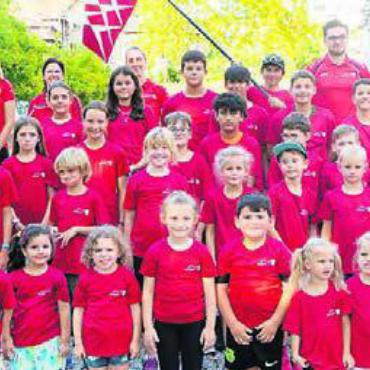60 Kinder massen sich - Am UBS Kids Cup nahmen viele Kinder teil. Bild: zg