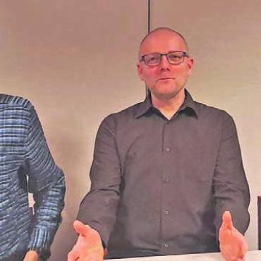 Neumitglieder werden gesucht - Der Vorstand des Veloclubs Sins von links: Patrik Konrad (Aktuar und Webmaster), Roland Wiss (Präsident), Philipp Villiger (Vizepräsident); abwesend: Judith Klausner (Kassierin). Bild: zg