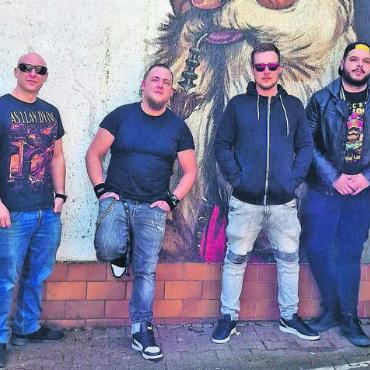 Altern wie Wein - Seit 16 Jahren zählt «Broken Fate» zum Freiämter Metal-Export. Von links: Alessandro De Cicco (Drum), Tobias John Bänteli (Gesang, Gitarre), Yannick Staub (Leadgitarre) und Patrick Von Gunten (Bass). Bild: zg