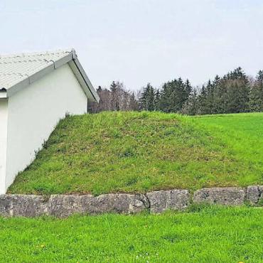 Den Wasserbedarf sichern - Das Reservoir Dorf am Sonnenberg mit Baujahr 1959 soll erneuert werden. Bild: zg