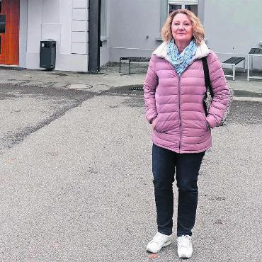 Kaffee brauchte sie nie - In der Nacht zu arbeiten – für Rita Meier stimmte das immer. Nun ist sie pensioniert. Bild: Susanne Schild