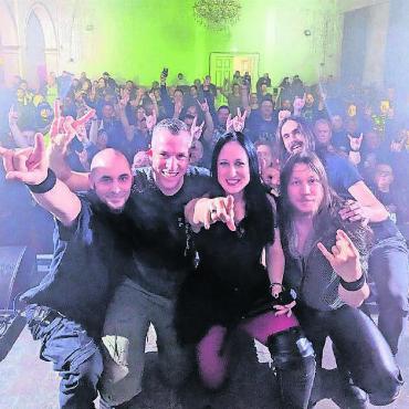 Sieben Tage, sieben Konzerte - Debora Lavagnolo und ihre Band «Deep Sun» genossen die Konzerte in vollen Zügen. Bild: zg