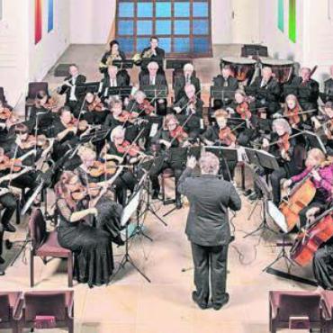 Viva España - Für zwei Auftritte verlässt der Orchesterverein die Konzerthalle und spielt unter freiem Himmel. Bild: zg