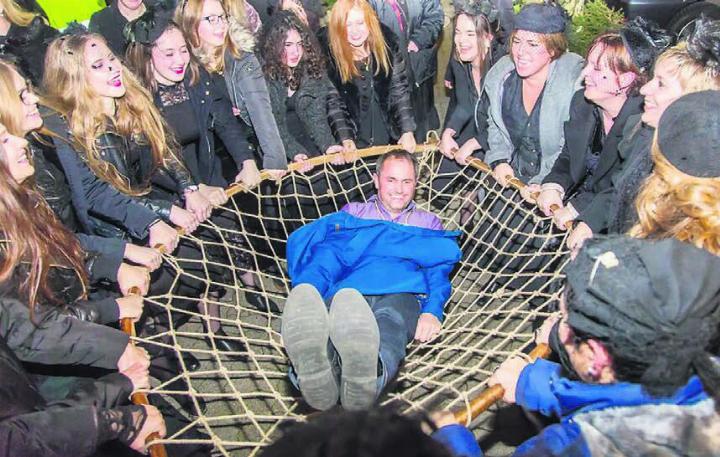 An den Meitlitagen werden Männer gefangen. Bild: zg