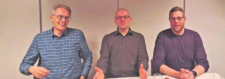 Der Vorstand des Veloclubs Sins von links: Patrik Konrad (Aktuar und Webmaster), Roland Wiss (Präsident), Philipp Villiger (Vizepräsident); abwesend: Judith Klausner (Kassierin). Bild: zg